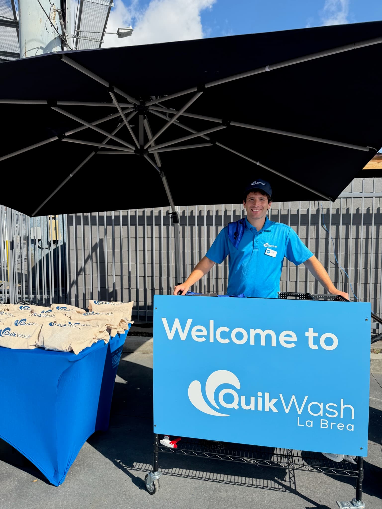 QuikWash La Brea photo